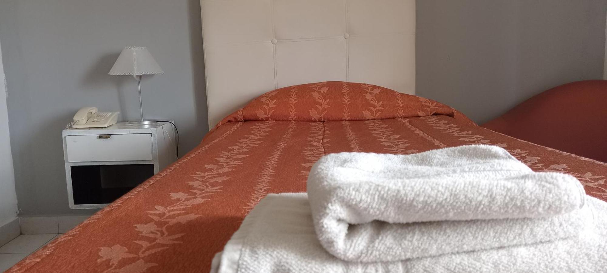 Hotel Crystal Neuquén Zewnętrze zdjęcie